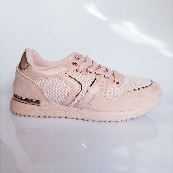 DbDk Shoes - COPY - Blush/peachy girl sneakers, size 7.5